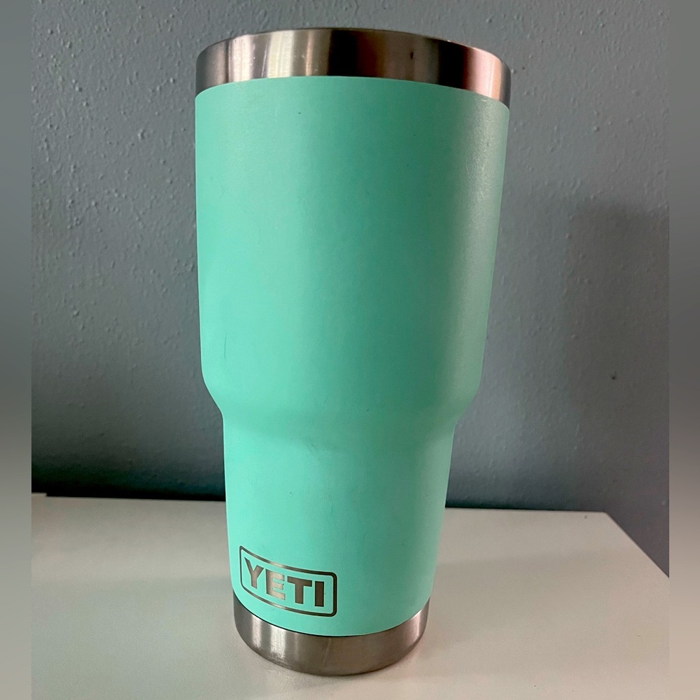 *YETI* Rambler 30oz